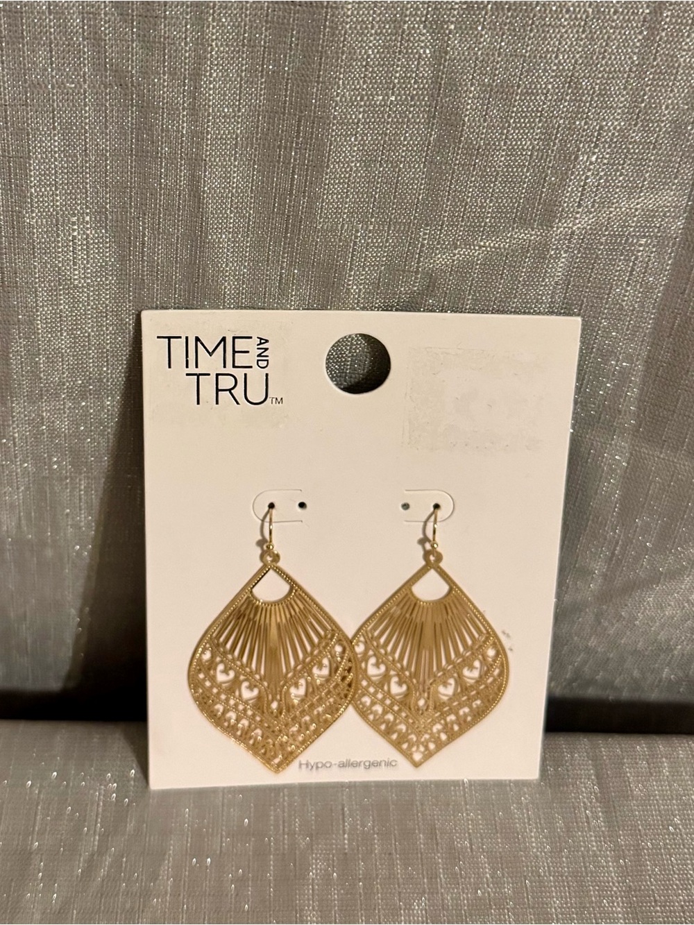 Time & Tru Women's Filagree Metal Boho Fishhook Basic Fashion Earrings